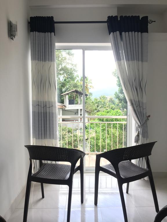 Ferienwohnung Nook Rest Kandy Exterior foto